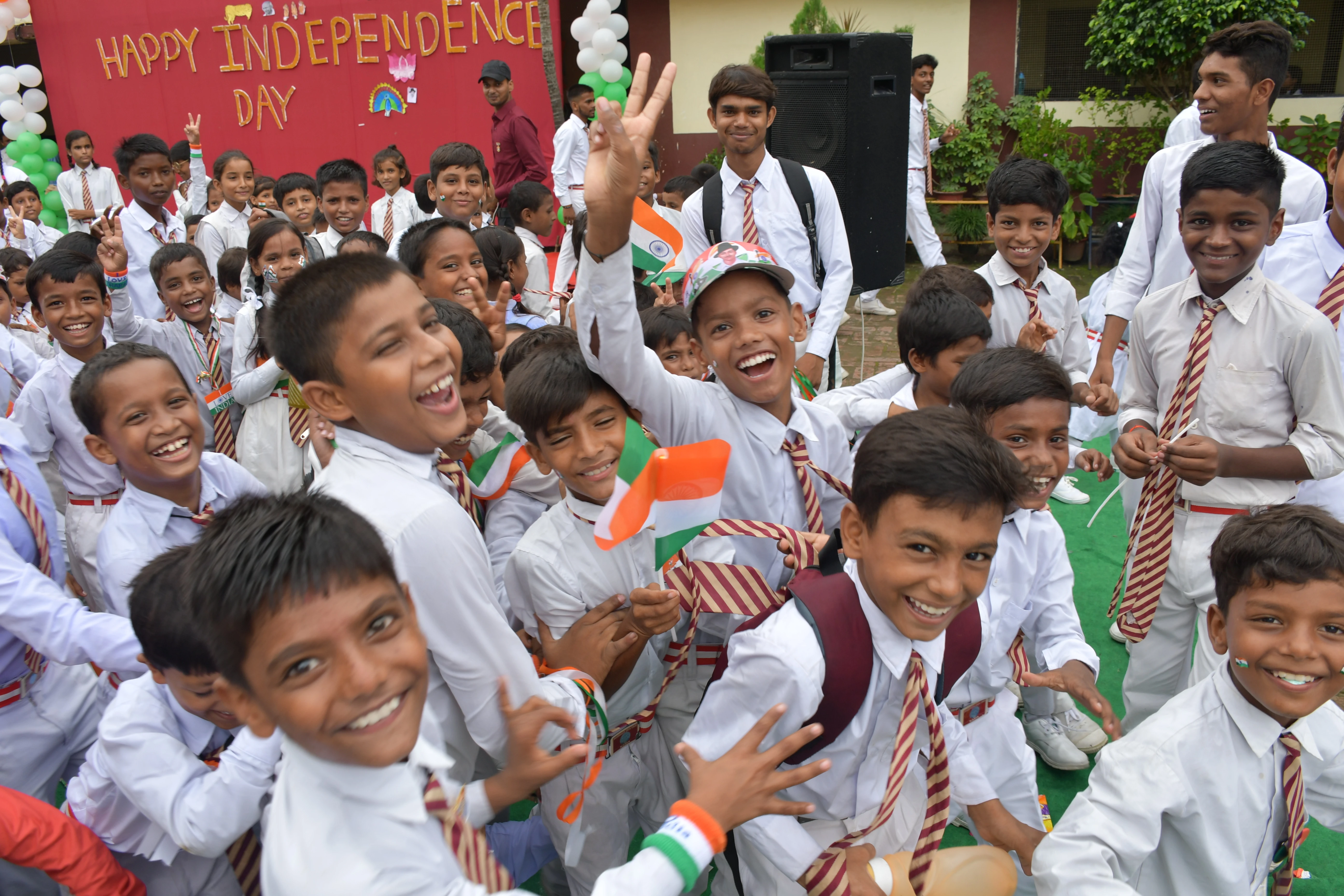 हम तेजी से आगे बढ़ते हैं क्योंकि हम कुछ भी कर सकते हैं